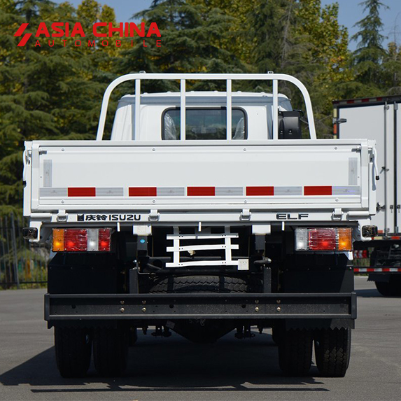 Qingling Isuzu ELF NKR 100P Бортовой грузовик и двигателем 4K