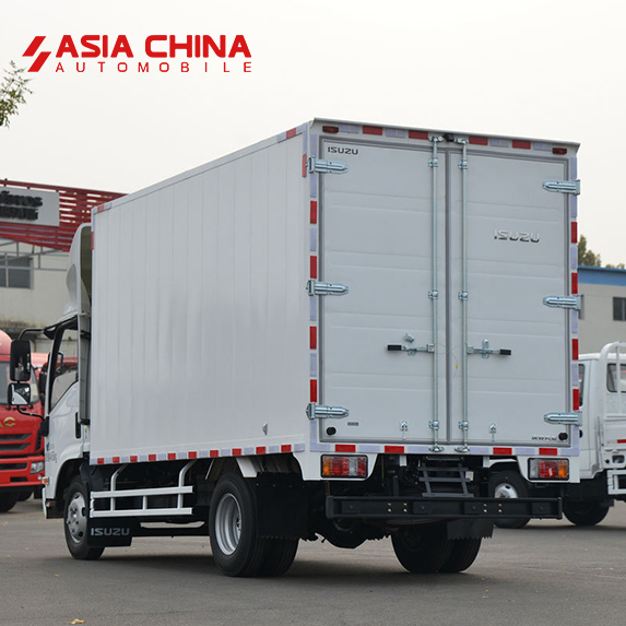 Qingling Isuzu ELF M100 Фургон 4x2 Грузовик для перевозки грузов