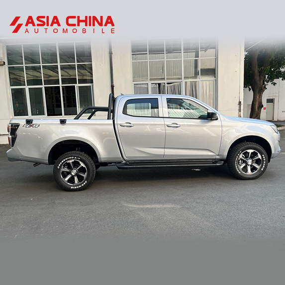 Isuzu T30 Пикап с двойной кабиной