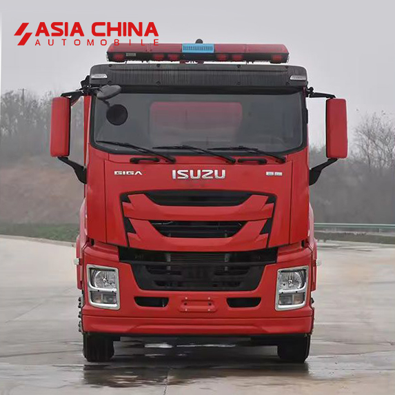 Isuzu Пожарно-спасательный автомобиль