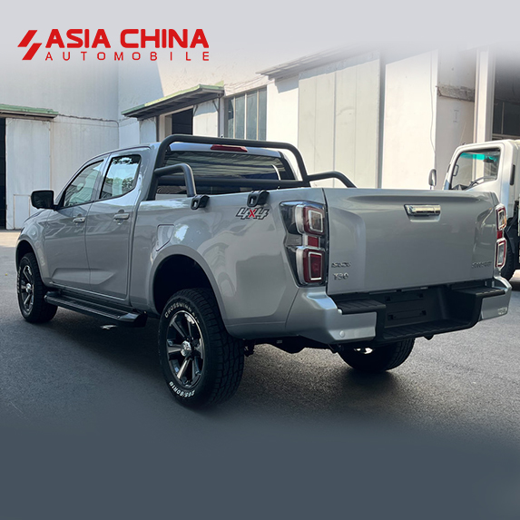 Isuzu T30 Пикап с двойной кабиной