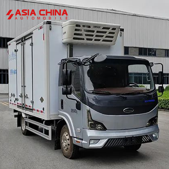 Isuzu EVM100 электрический рефрижераторный грузовик