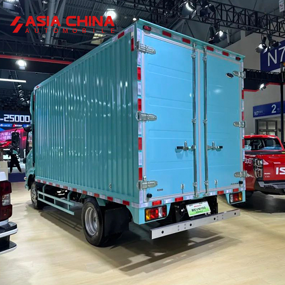 Isuzu EVM100 Электрический грузовой фургон