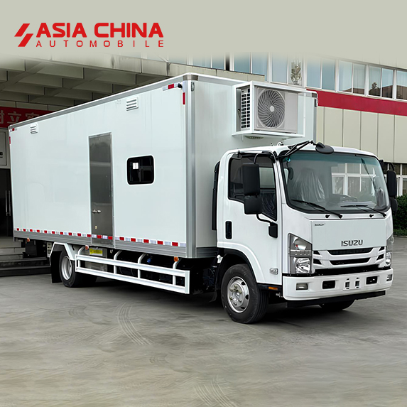Isuzu автомобиль для хранения аварийных запасов