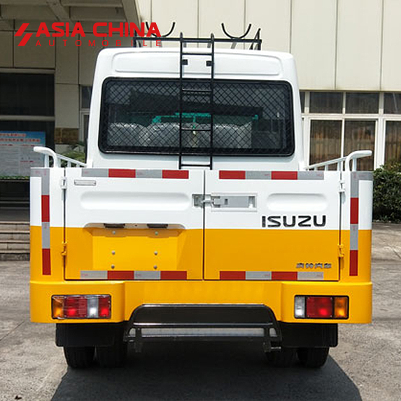 Isuzu Строительный автомобиль