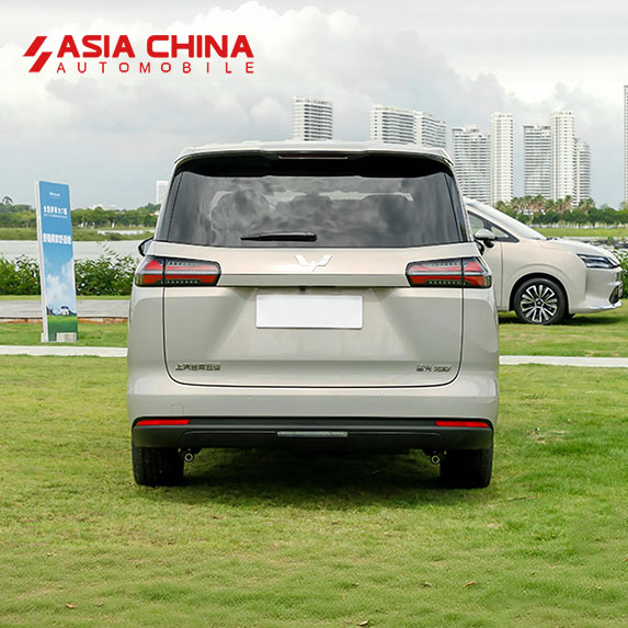 Wuling Xingguang 730 PHEV | 7-местный подключаемый гибридный MPV